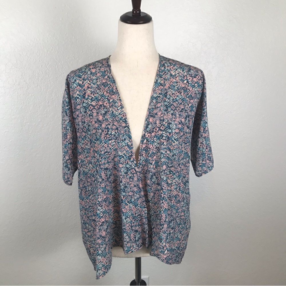 LuLaRoe Bianka floral chevron short sleeve cardigan kimono S‎